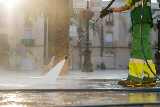 Best Commercial Pressure Washing  in Orlando, FL